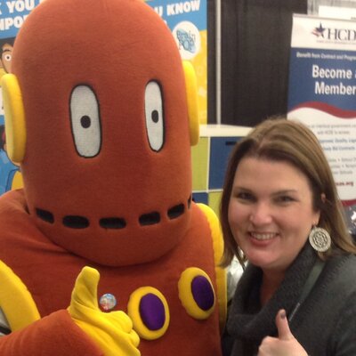 Profile Picture of Amanda Bindel (@somanyjoys) on Twitter