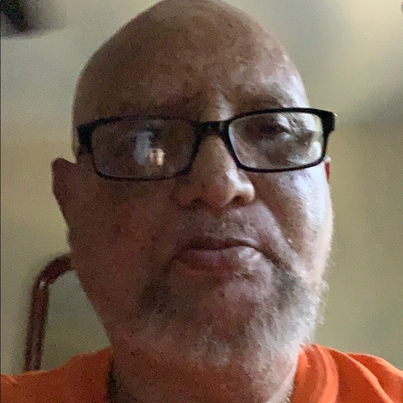 Profile Picture of Arthur Grimstead (@vanvue325) on Poshmark