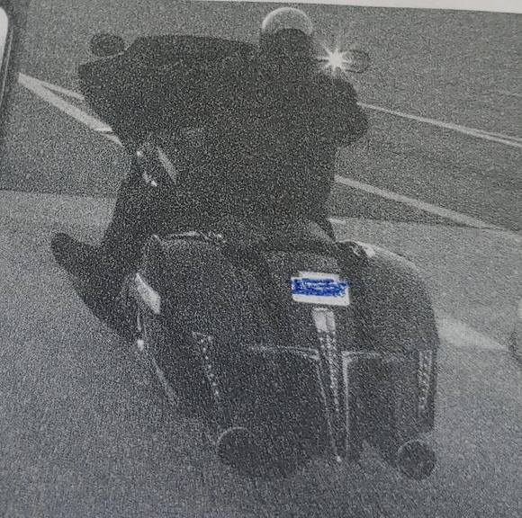 Profile Picture of Mike Moroni (@mikemoroni) on Poshmark