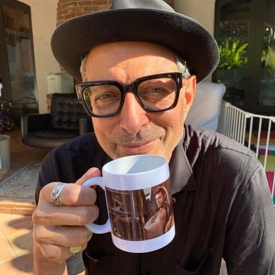 Profile Picture of Z (@ZatzkeSeth) on Twitter