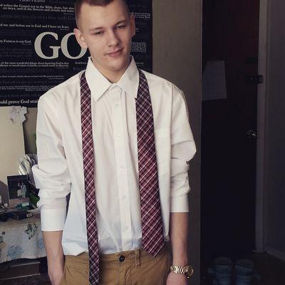 Profile Picture of Josh Ibbetson (@BowlandRoll) on Twitter