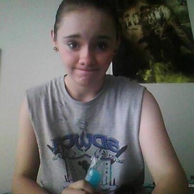 Profile Picture of Savannah Wolfe (@SavvyCatXx) on Twitter