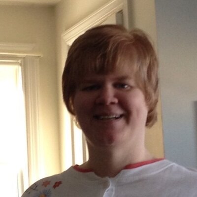 Profile Picture of Lynn Schneider (@Caneprints) on Twitter