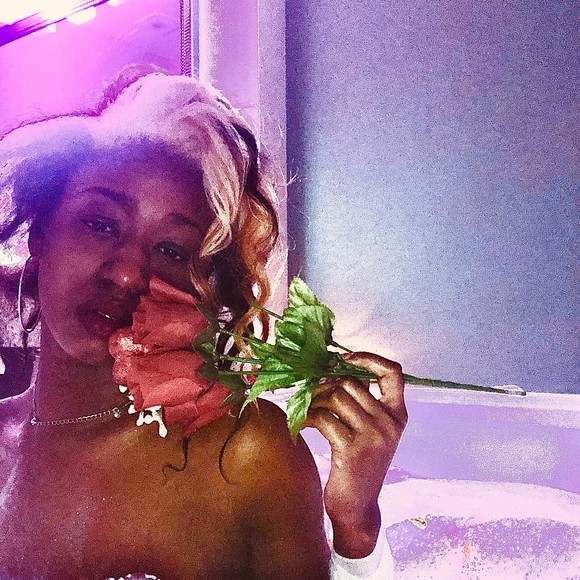 Marion Hughes - Poshmark Profile Picture of Marion Hughes (@marion_hughes) on Poshmark