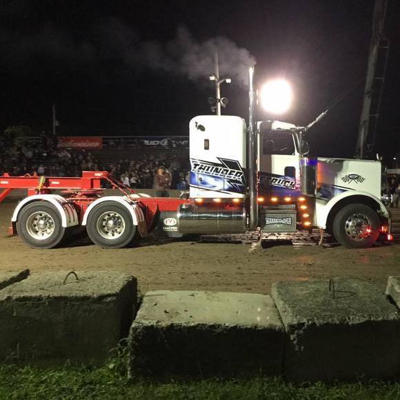 Profile Picture of Elliott Buermans (@elliottbuermans) on Poshmark