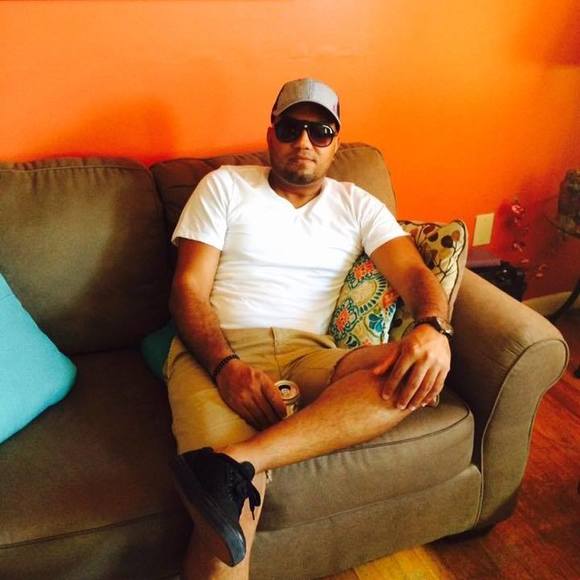 Profile Picture of Hernandez Guillermo (@hernandezguille) on Poshmark