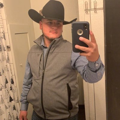 Profile Picture of Brian  🐴 (@brian_triana19) on Twitter