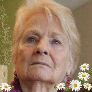 Profile Picture of Janet Mouser (@janet.mouser) on Facebook