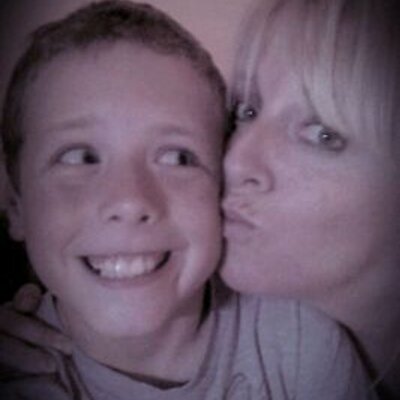 Profile Picture of Kelly Pearce (@kellypearce71) on Twitter