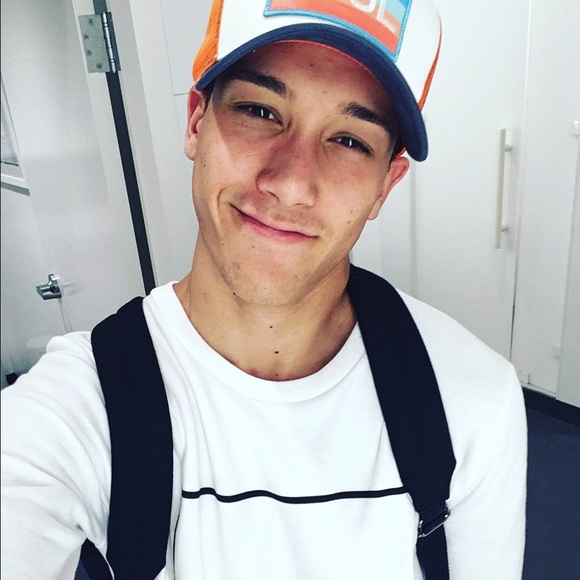 Profile Picture of Gunnar Sexton (@kekoa_style) on Poshmark