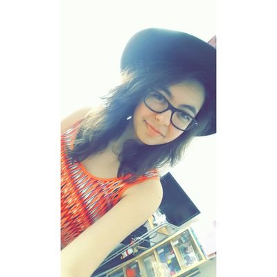 Profile Picture of Lara Mouneimne (@bidipusse) on Twitter