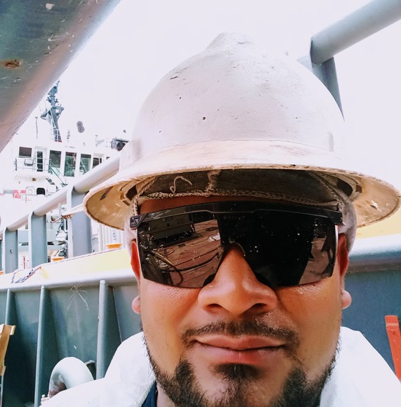 Profile Picture of Carlos Ramirez (@caliostar15) on Poshmark