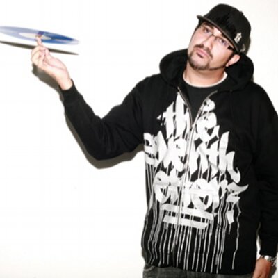 Profile Picture of Akbar Mohabbat (@@djempir3) on Twitter