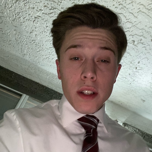 Profile Picture of Jacob Turner (@jakeandrew23) on Poshmark