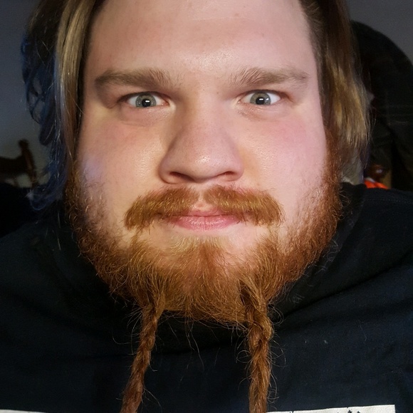 Profile Picture of Daniel Kielsmeier (@bigd7377) on Poshmark
