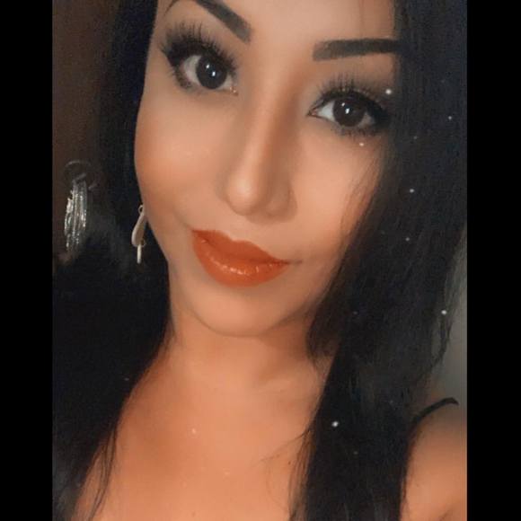 Profile Picture of Jensy Rodriguez (@jelirod) on Poshmark