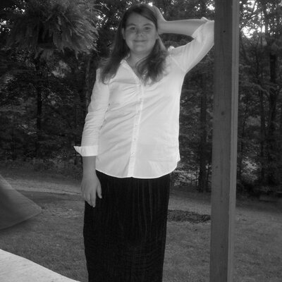 Profile Picture of Heather Hill (@DrummerForGod) on Twitter