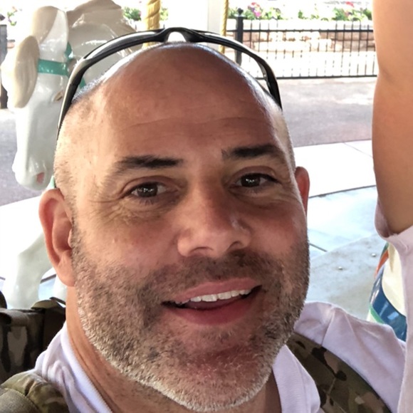 Profile Picture of Patrick Mcdougall (@patmcdougall33) on Poshmark