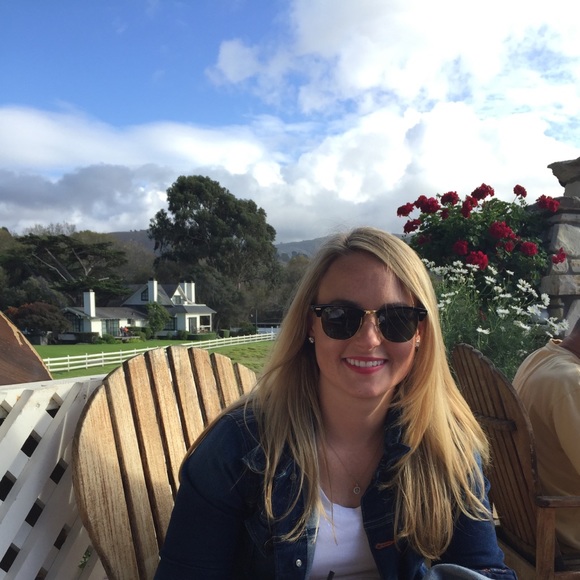 Profile Picture of Chelsea Popko (@cpopko2) on Poshmark