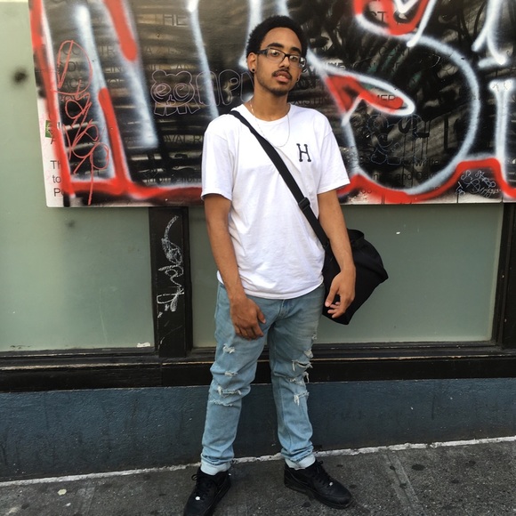 Profile Picture of Matthew Downs (@mattjddowns1) on Poshmark