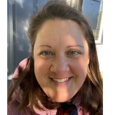 Profile Picture of Heidi Stuart (@heidiestuart) on Twitter