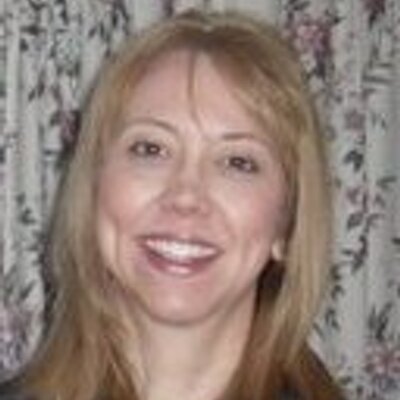 Profile Picture of Kim Phoenix (@KimPhoenixPLR) on Twitter