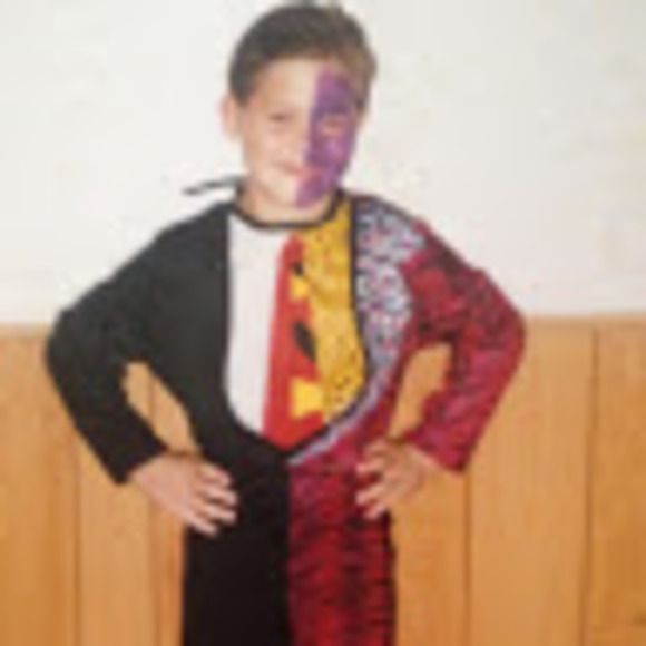 Profile Picture of Copskid7565 Guillebeau (@copskid) on Poshmark