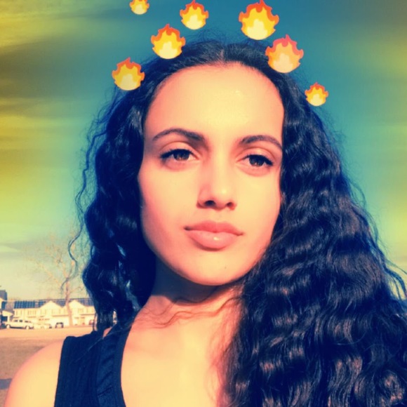 Profile Picture of Amber Uncensored (@aaansari568) on Poshmark