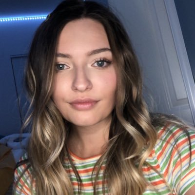 Profile Picture of Sarah Mari (@SarahSpringer) on Twitter