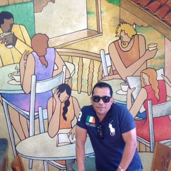 Profile Picture of Hernan Lazo (@lazohe) on Poshmark