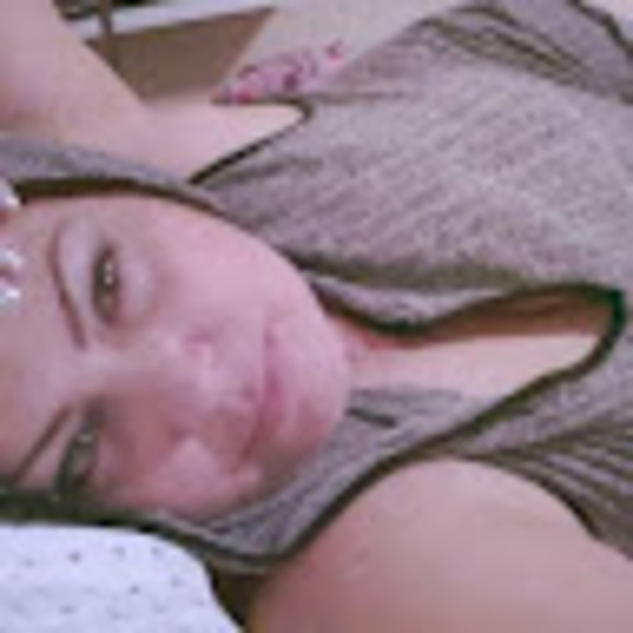 Krista Starrface - Poshmark Profile Picture of Krista Starrface (@kristarr75) on Poshmark