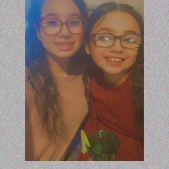 Profile Picture of Iris Pacheco (@te_kiero_23) on Poshmark