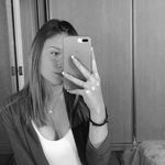 Profile Picture of ℳ𝒾𝒸𝒶𝑒𝓁𝒶 ℬ𝒶𝓇𝓁𝒶𝓈𝒾𝓃𝒶 🦂 (@mica.barlasina) on Instagram