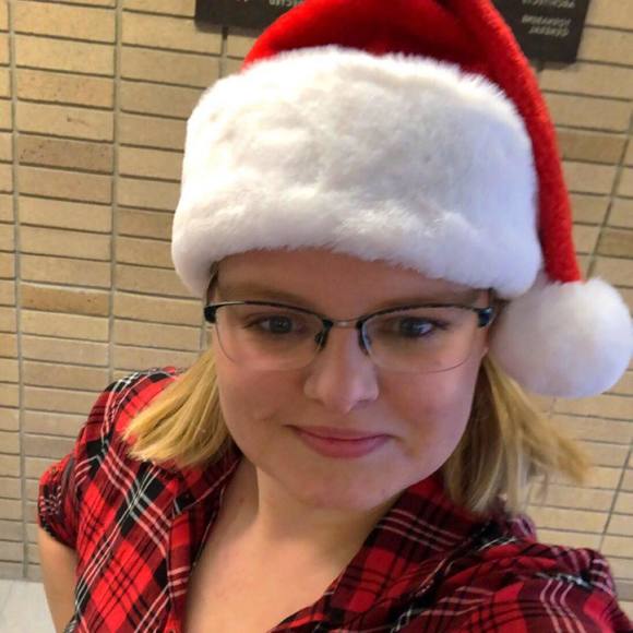 Profile Picture of Cherie Borey (@cborey) on Poshmark