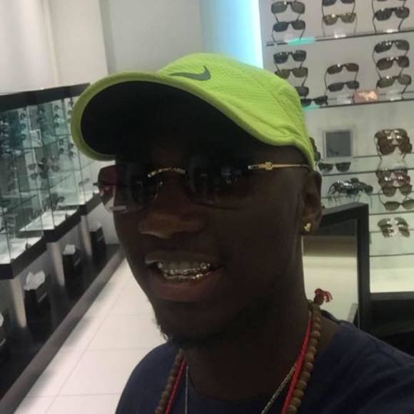 Profile Picture of Deji Fajemirokun (@highclass510) on Poshmark