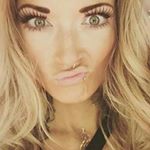 Profile Picture of Brooke James (@brookeloveslikecrazy) on Instagram