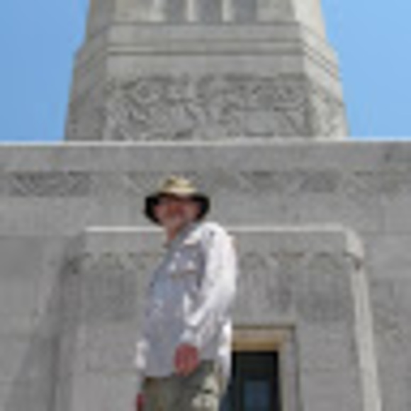 Profile Picture of Michael Dill (@michaeldill234) on Poshmark