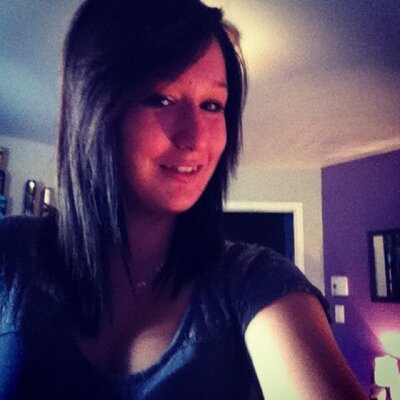 Profile Picture of Elizabeth Perreault (@Eliiezabethh) on Twitter