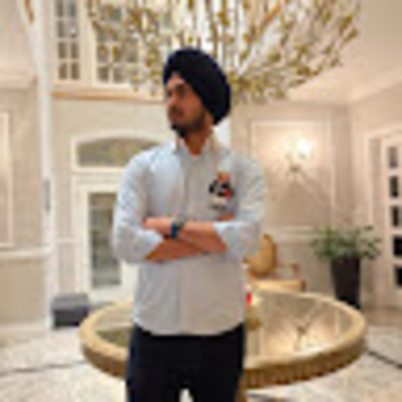 Profile Picture of Himmat Singh (@himmatsingh192) on Poshmark