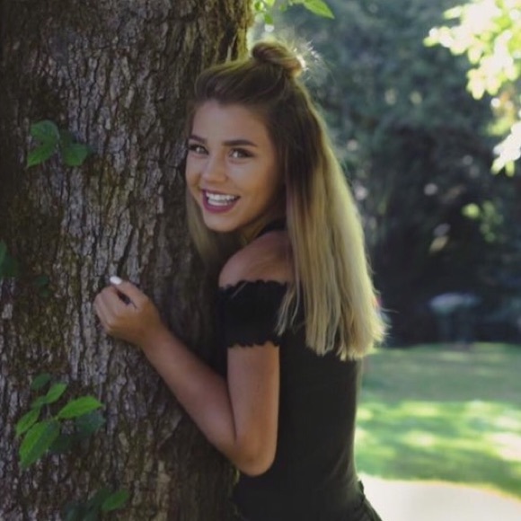 Profile Picture of Marina Basargim (@marinabbb) on Poshmark