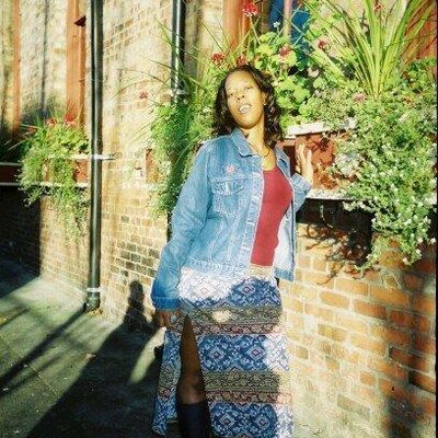 Profile Picture of Crystal Connor (@InknQuill) on Twitter