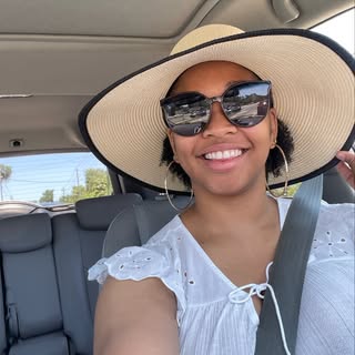 Profile Picture of Stacey Sharpe (@violinist757) on Instagram