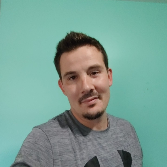 Profile Picture of Justin Dutton (@justindutton467) on Poshmark