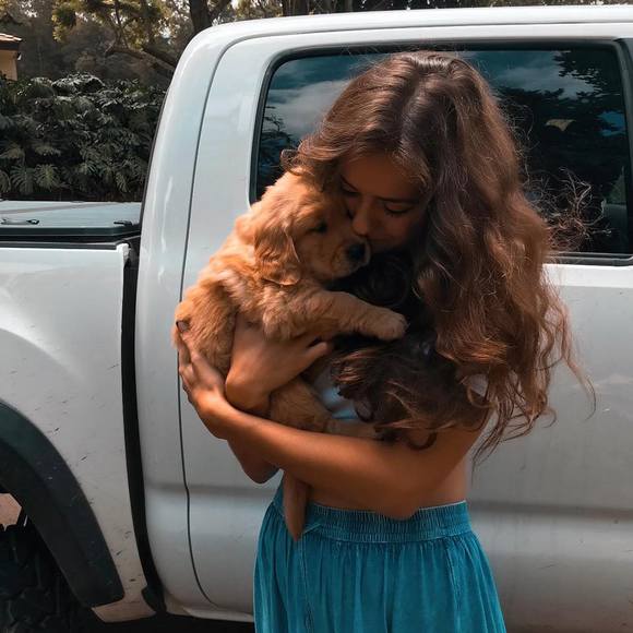 Amanda Bratton - Poshmark Profile Picture of Amanda Bratton (@amandabratton) on Poshmark