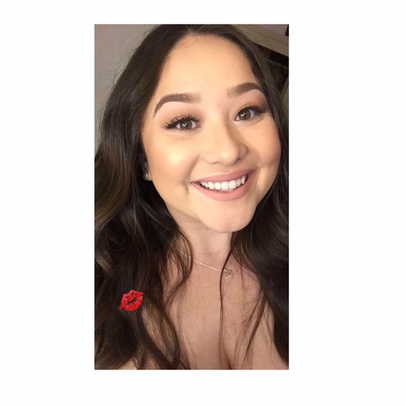 Profile Picture of Micaela Alvarez (@micaela024) on Poshmark