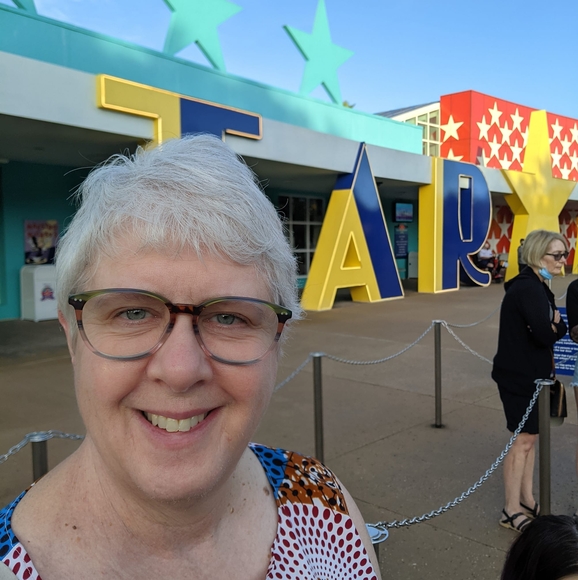 Profile Picture of Judith Lockhead (@judithlockhead) on Poshmark