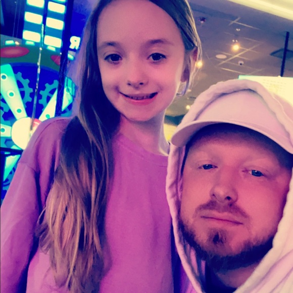 Profile Picture of Dj Geehan (@djtothejr) on Poshmark