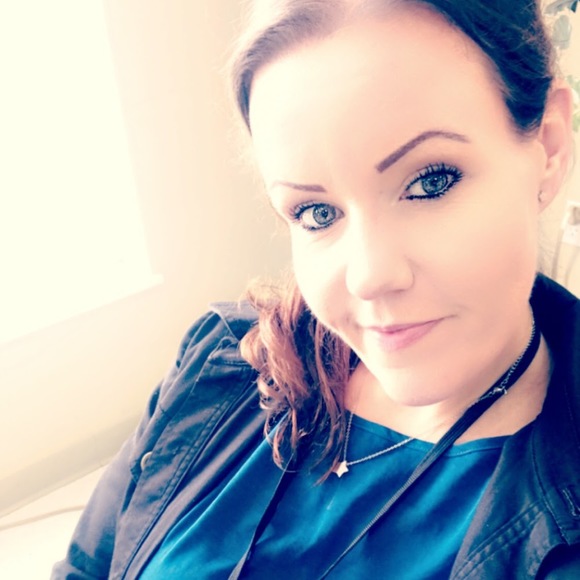 Profile Picture of Mariahstarr23 Gorley (@mariahstarr26) on Poshmark