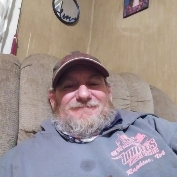 Profile Picture of Donald Tofani (@donaldtofani) on Poshmark