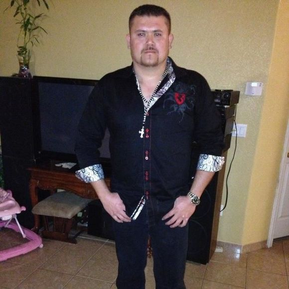 Profile Picture of Fernando Ley inzunza (@leyfernando) on Poshmark